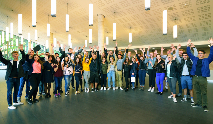 VGTU and CalPoly students meet during the 5-th international summer school